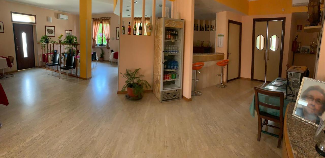 Cerrutihotel Vercelli Zewnętrze zdjęcie