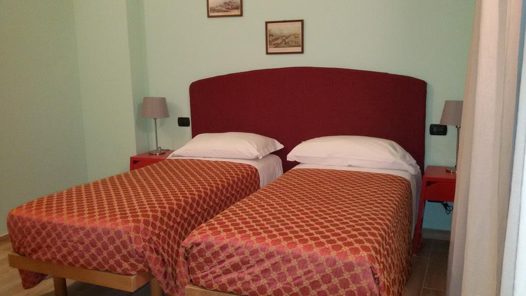 Cerrutihotel Vercelli Zewnętrze zdjęcie
